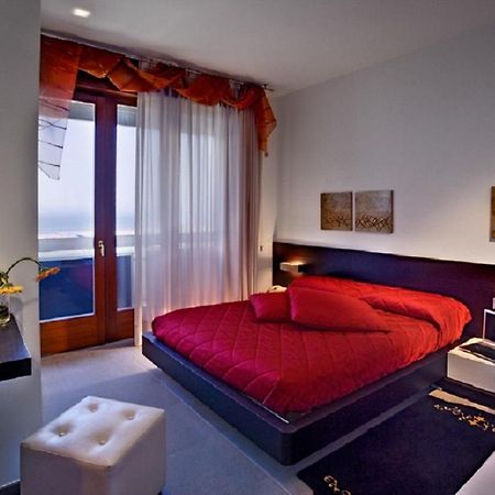 סוטומרינה Hotel Le Tegnue חדר תמונה